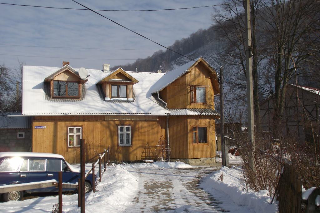 Guesthouse U Dida Viktora Jaremcze Zewnętrze zdjęcie